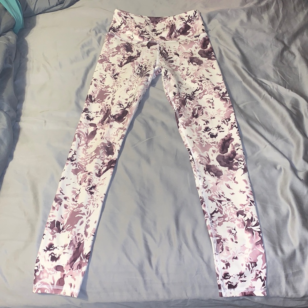 Balance Collection leggings💕🖤🤍💕